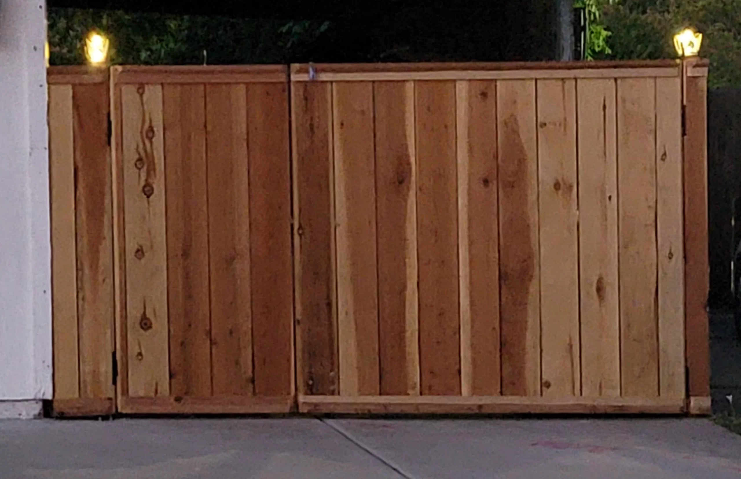 Custom Vehicle and RV Gate 7